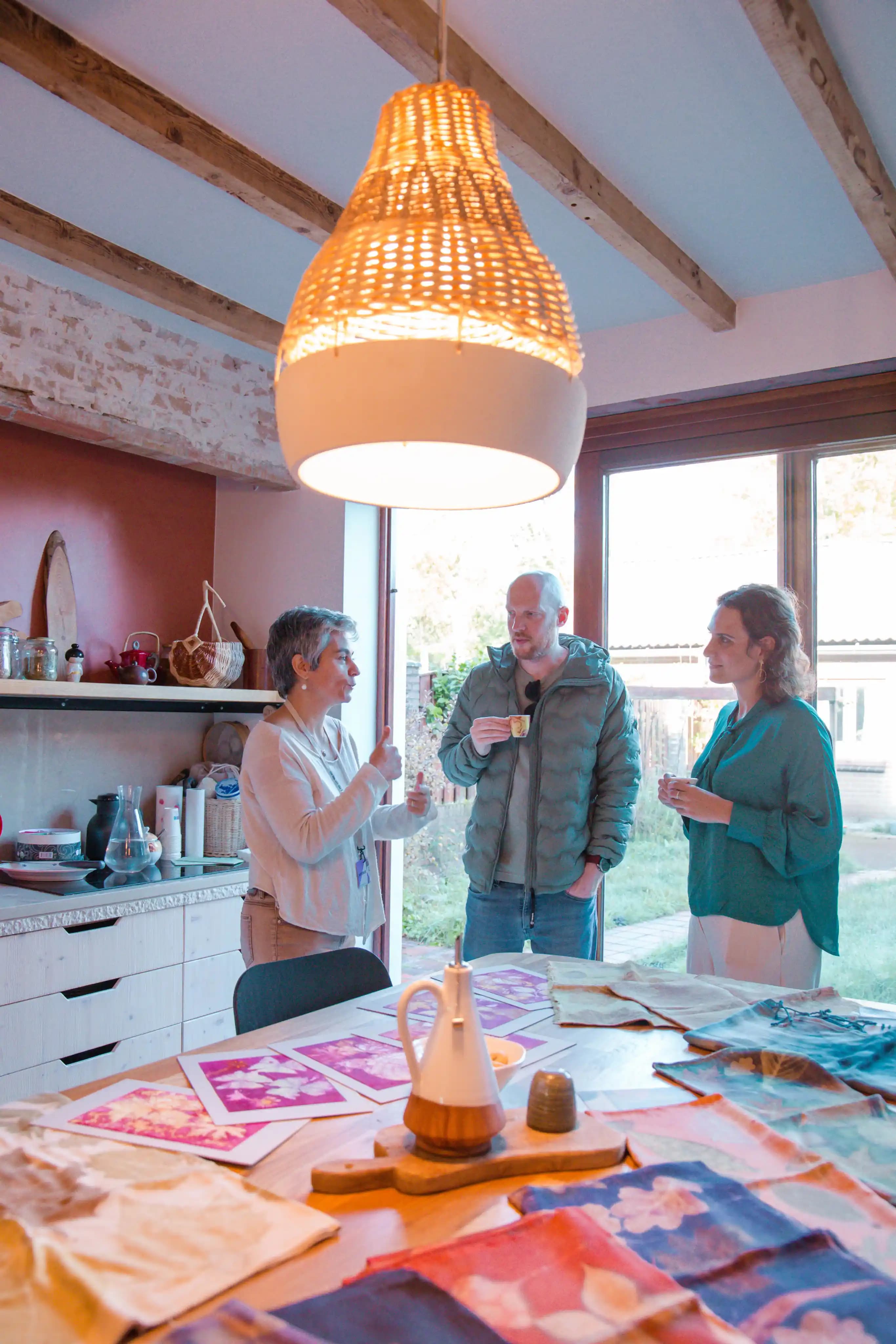 Convivio guests around the table